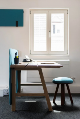 Buzzipicnic desk