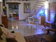 Perla del mediterraneo antiques edges