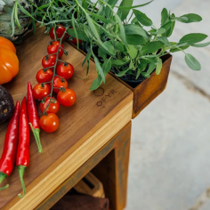 Mise en place table corten 65 pro teak