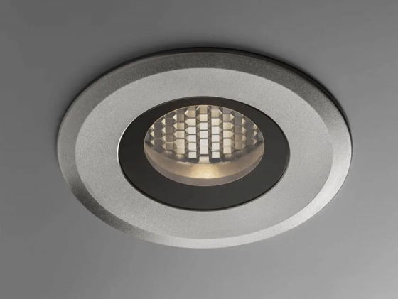 Maxi dot down light