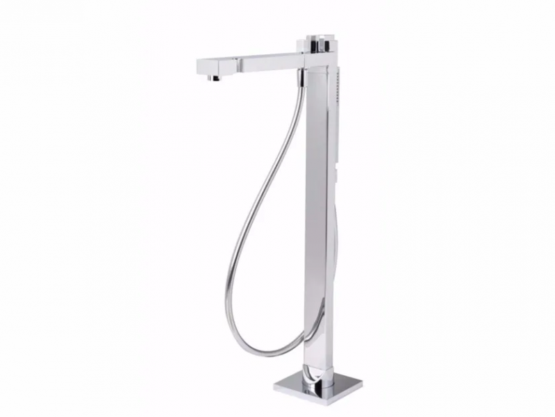 Foot-rinse station