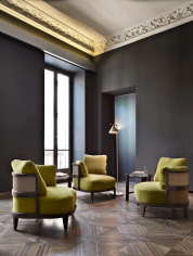 Promenade lounge