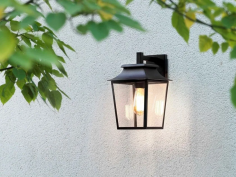 Richmond wall lantern