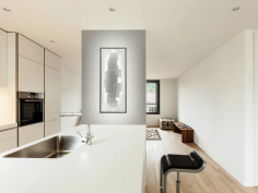Sculptural lt