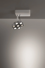 Lot reflector