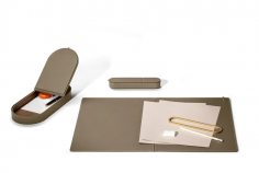 Gli oggetti - zhuang desk