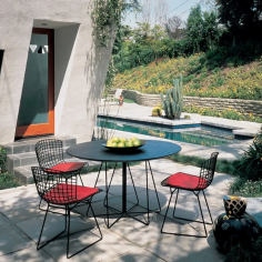 Bertoia outdoor