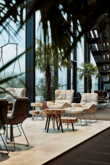 Leyasol outdoor wingback