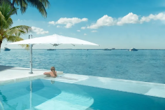 Bay master cantilever - swim under