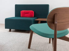 Side comfort pouf