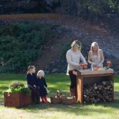 Ofyr herb garden bench corten