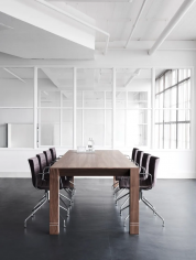 Il grand papá – conference table