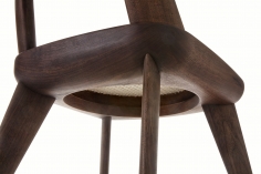 Brutus | armless chair
