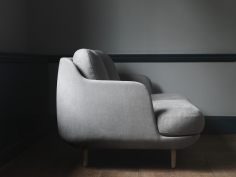 Стул без подлокотников ANT 3100 фабрики FRITZ HANSEN