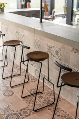 Tiki bar stool | табуретка