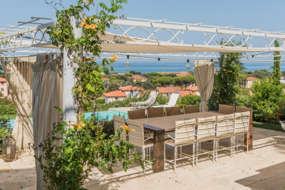 Gazebo 17