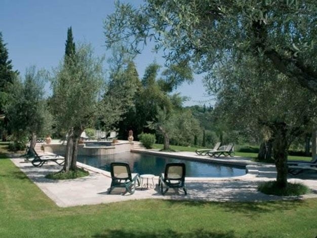 Swimming pool 11
