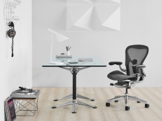 Кресло Aeron фабрики HermanMiller