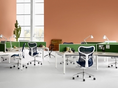 Кресло Mirra 2 фабрики HermanMiller