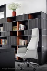 Кресло высокое Downtown Office фабрики POLTRONA FRAU