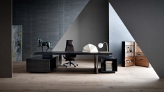 Кресло высокое Downtown Office фабрики POLTRONA FRAU