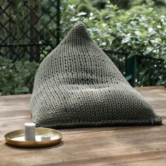 Triangle rope pouf