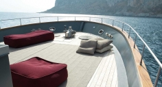 Диванная подушка монохром от фабрики Paola lenti