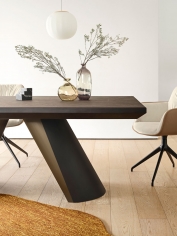 Стол APIAN фабрики CALLIGARIS