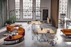 Стол для переговоров Meeting Tables фабрики QUADRIFOGLIO GROUP