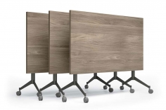 Стол для переговоров Meeting Tables фабрики QUADRIFOGLIO GROUP