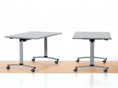 Стол Flipper фабрики LINEA FABRICA