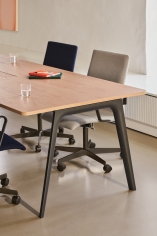 Стул без подлокотников ANT 3100 фабрики FRITZ HANSEN