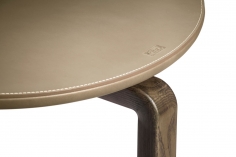 Столик журнальный Ilary wood base фабрики POLTRONA FRAU