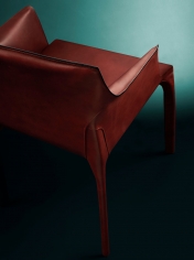 Стул с подлокотниками Saddle фабрики Walter Knoll