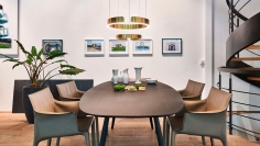Стул с подлокотниками Saddle фабрики Walter Knoll