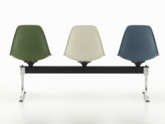 Eames plastic side chair on stretcher